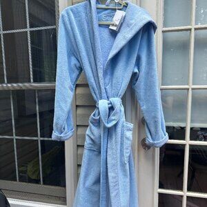 NWT Sydney Terry hooded bathrobe, Size S, Made in Turkey